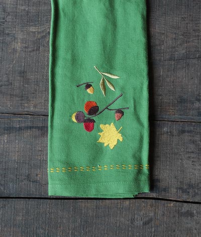 Acorn Embroidered Guest Towel - Leaf Green