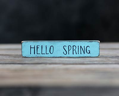 Hello Spring Shelf Sitter Sign
