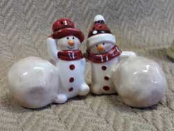 Snowman/Snowball Salt/Pepper Shaker Set