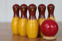 Chicken Tabletop Bowling Set