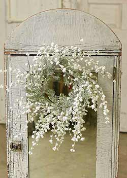 Sparkling Baby's Breath Candle Ring