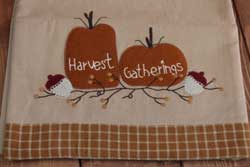 Harvest Gatherings Table Runner