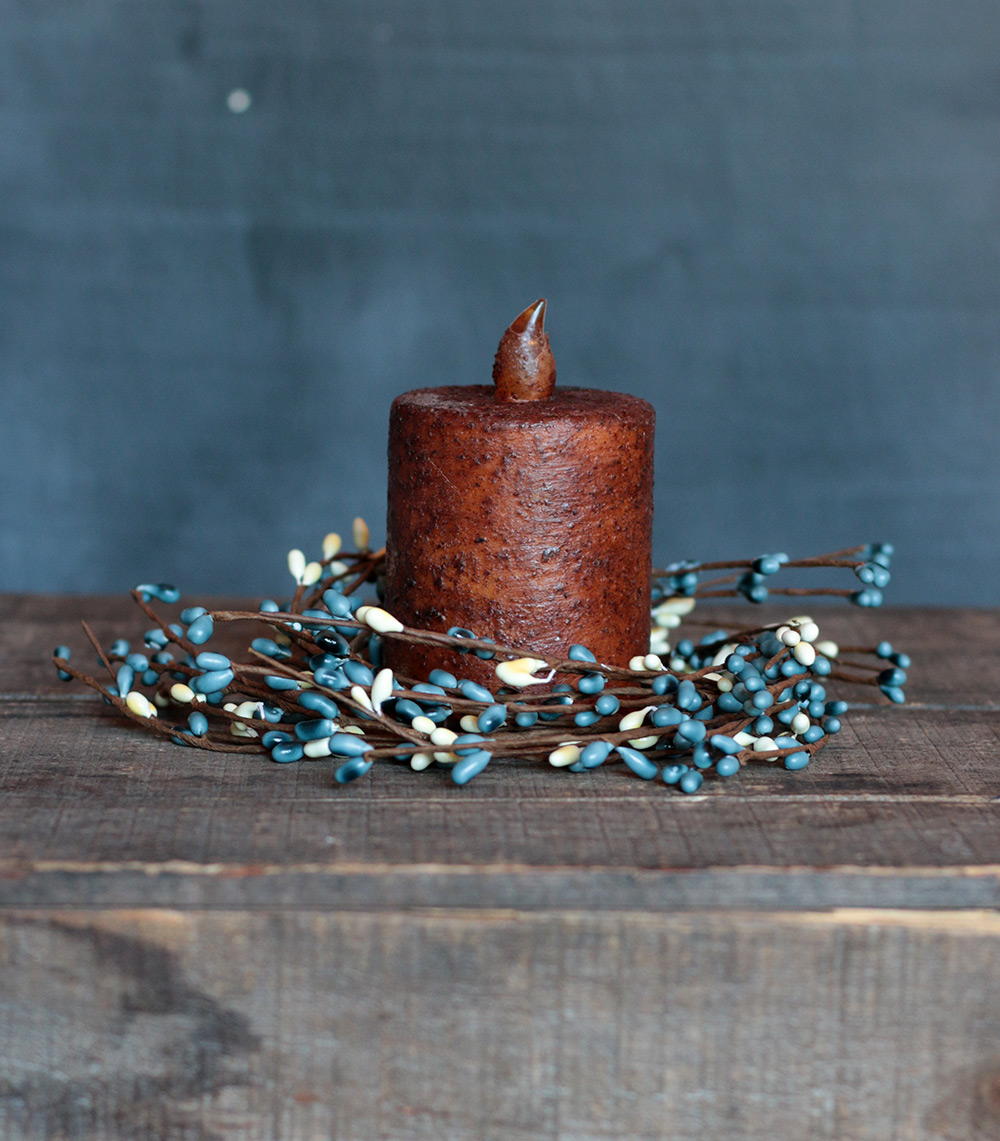 Light Blue & Cream Pip Berry Candle Ring The Weed Patch