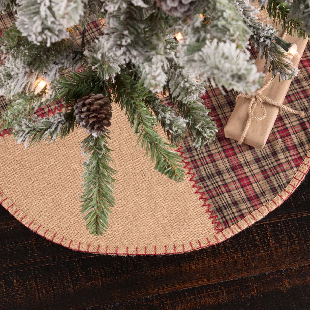 Clement Mini 21 inch Tree Skirt - The Weed Patch