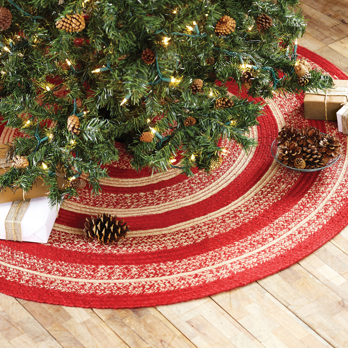 Cunningham Red Braided Tree Skirt - The Weed Patch