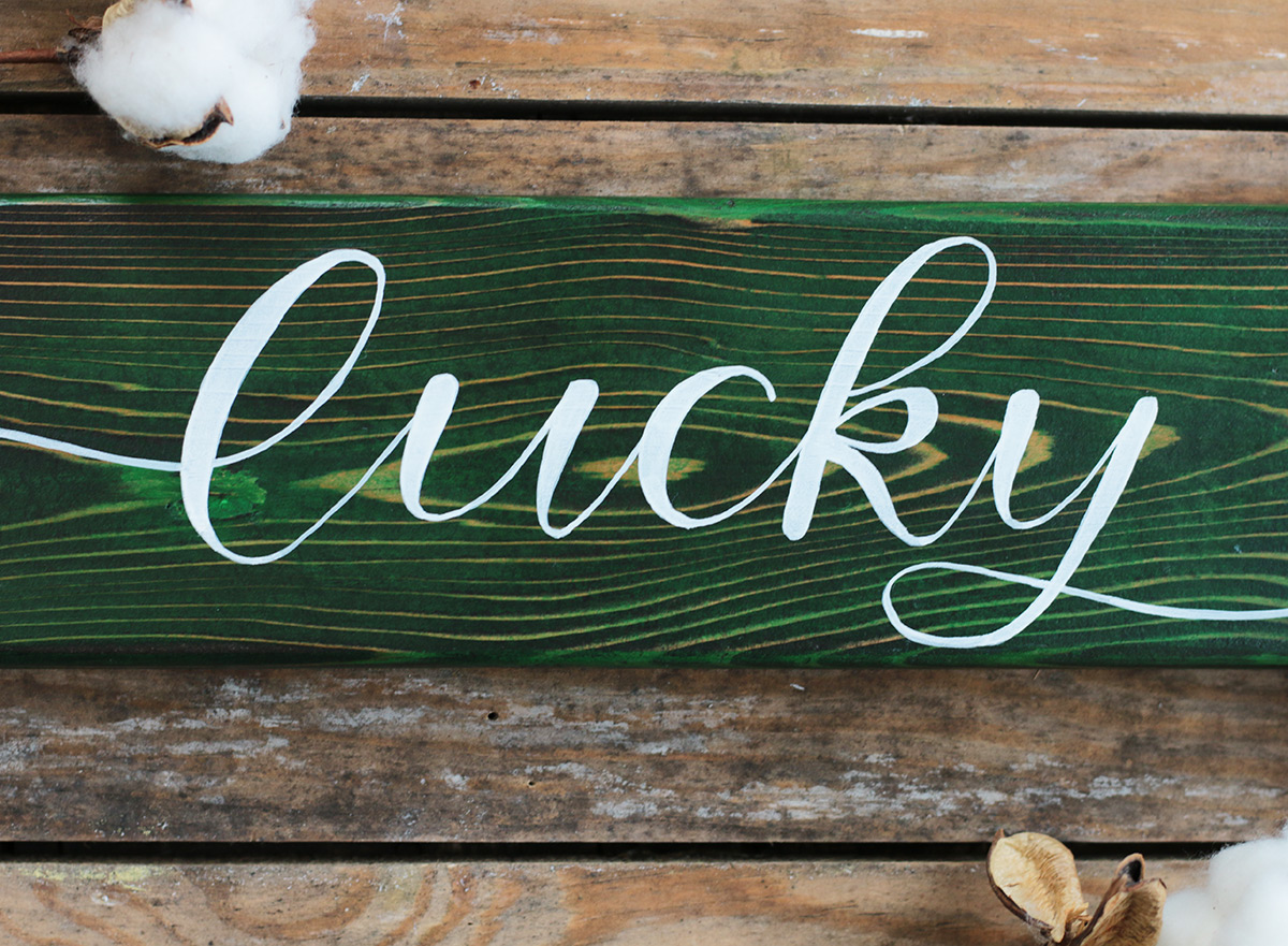 Sign for St Lucky Hand Lettered Sign St Hand Lettered Lucky Home Decor Sign Patrick/'s Day Home Decor Patrick/'s Day Sign for Shelf