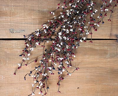 48 inch Patriotic Pip Berry Garland - The Weed Patch