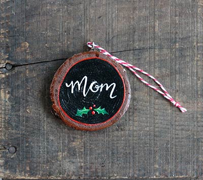Mom Wood Slice Ornament (Personalized)
