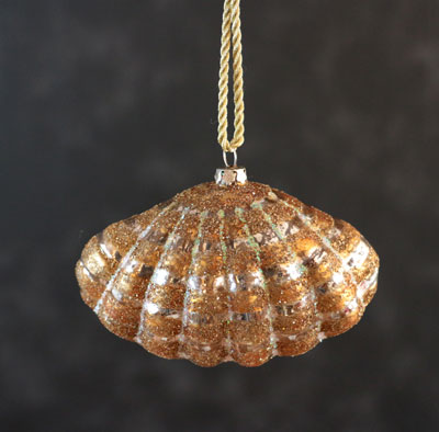 Clam Shell Ornament - Gold