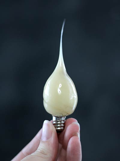 Warm Colored Silicone Light Bulb (Unscented)