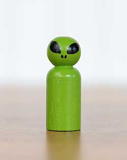 Alien Peg Doll (or Ornament)