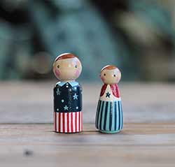 Patriotic Peg Doll Couple