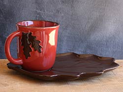 Fall Leaf Mugs & Plate Set (Brown)